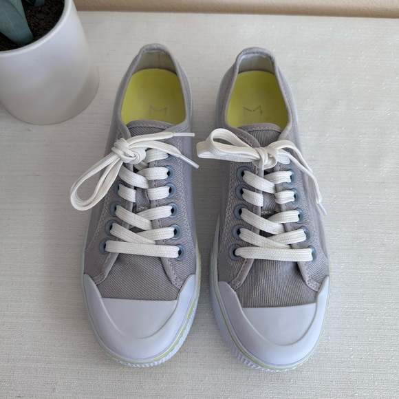 Marc Fisher Blue Rammy Gray Canvas Lace Up Platform Sneakers Women’s 7.5M - Picture 2 of 13